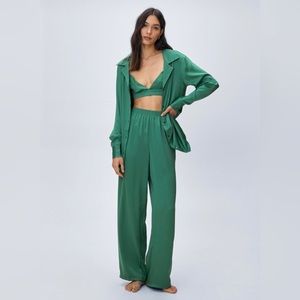 Nasty Gal 3 Piece Green Satin Pajama Set Size 2